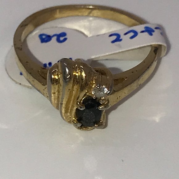 Vintage 14 ktgf Sapphire and Cz Ring, Size 7 - Picture 4 of 14